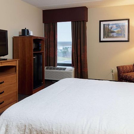 Hampton Inn Muskegon Muskegon Heights Екстериор снимка