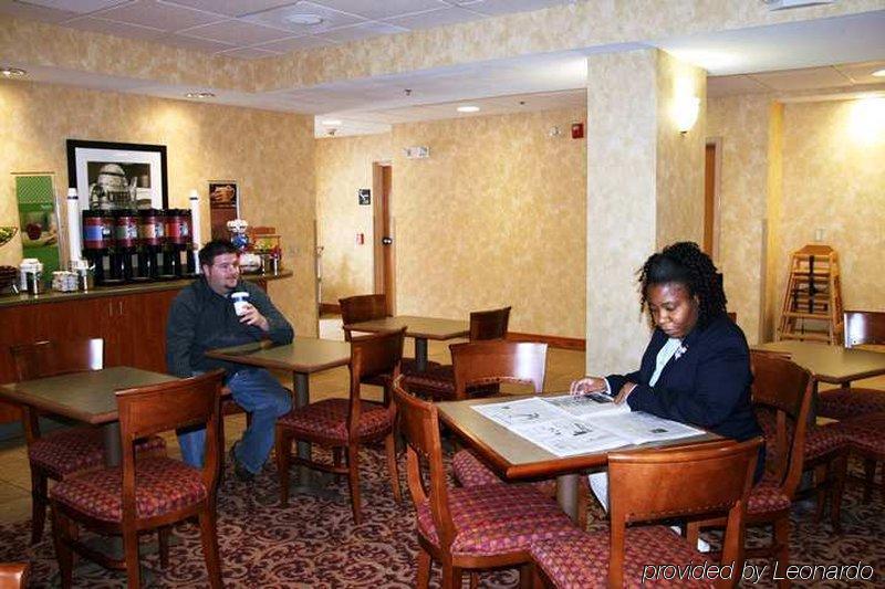 Hampton Inn Muskegon Muskegon Heights Ресторант снимка