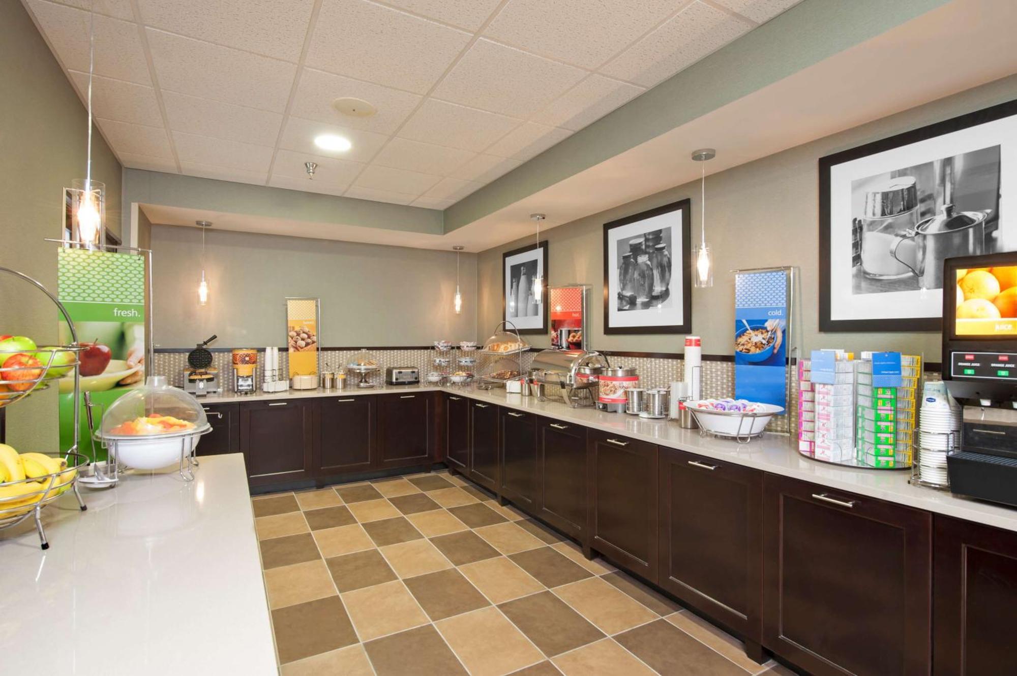 Hampton Inn Muskegon Muskegon Heights Екстериор снимка