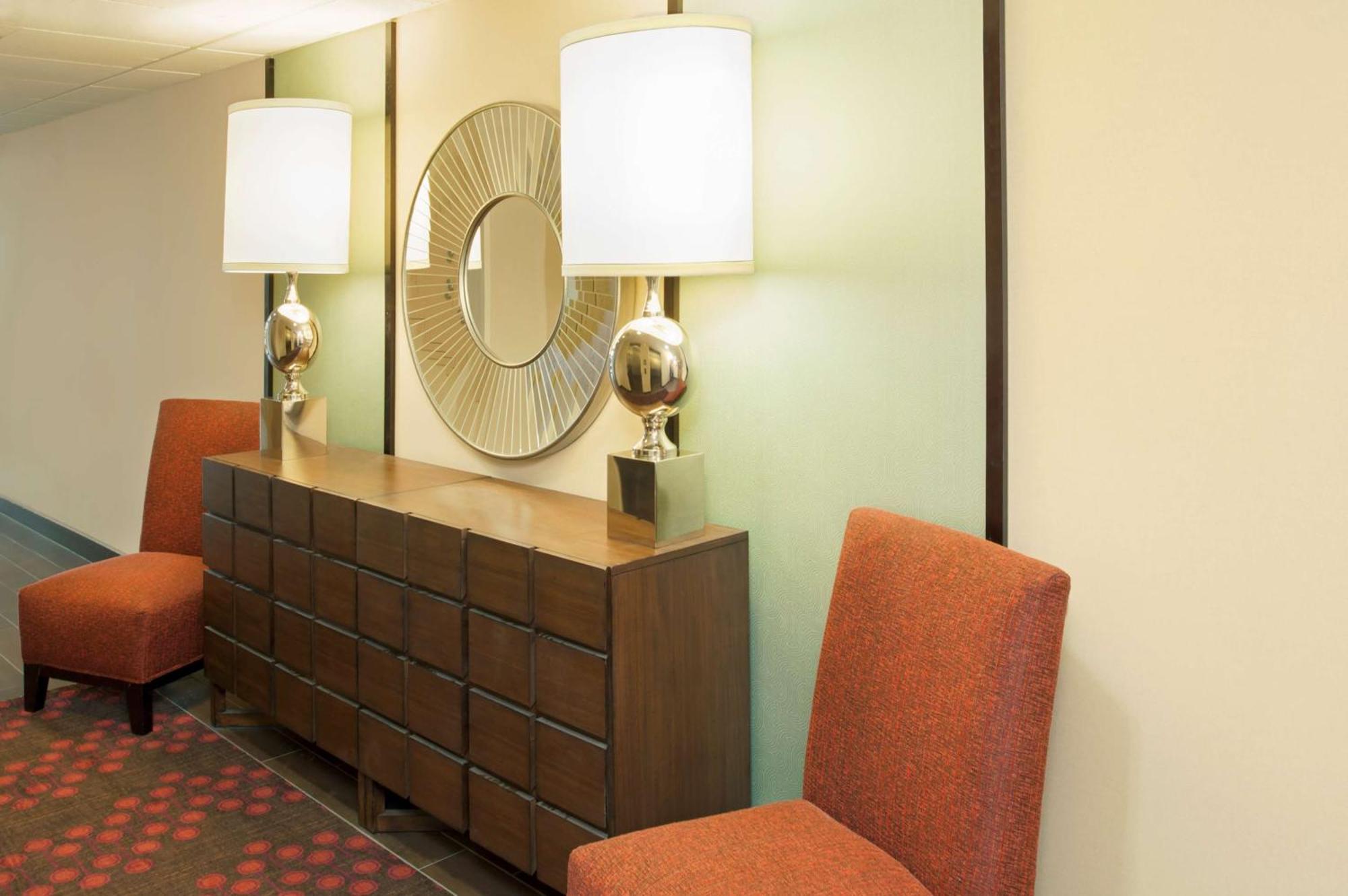 Hampton Inn Muskegon Muskegon Heights Екстериор снимка